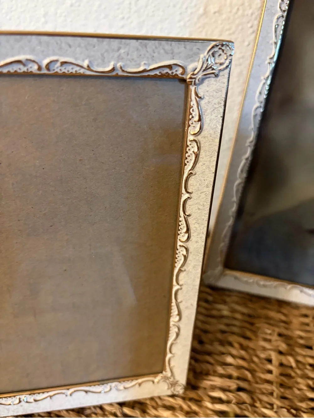 Vintage White and Gold 1980’s Metal Picture Frames Glass Fronts Lot of 5